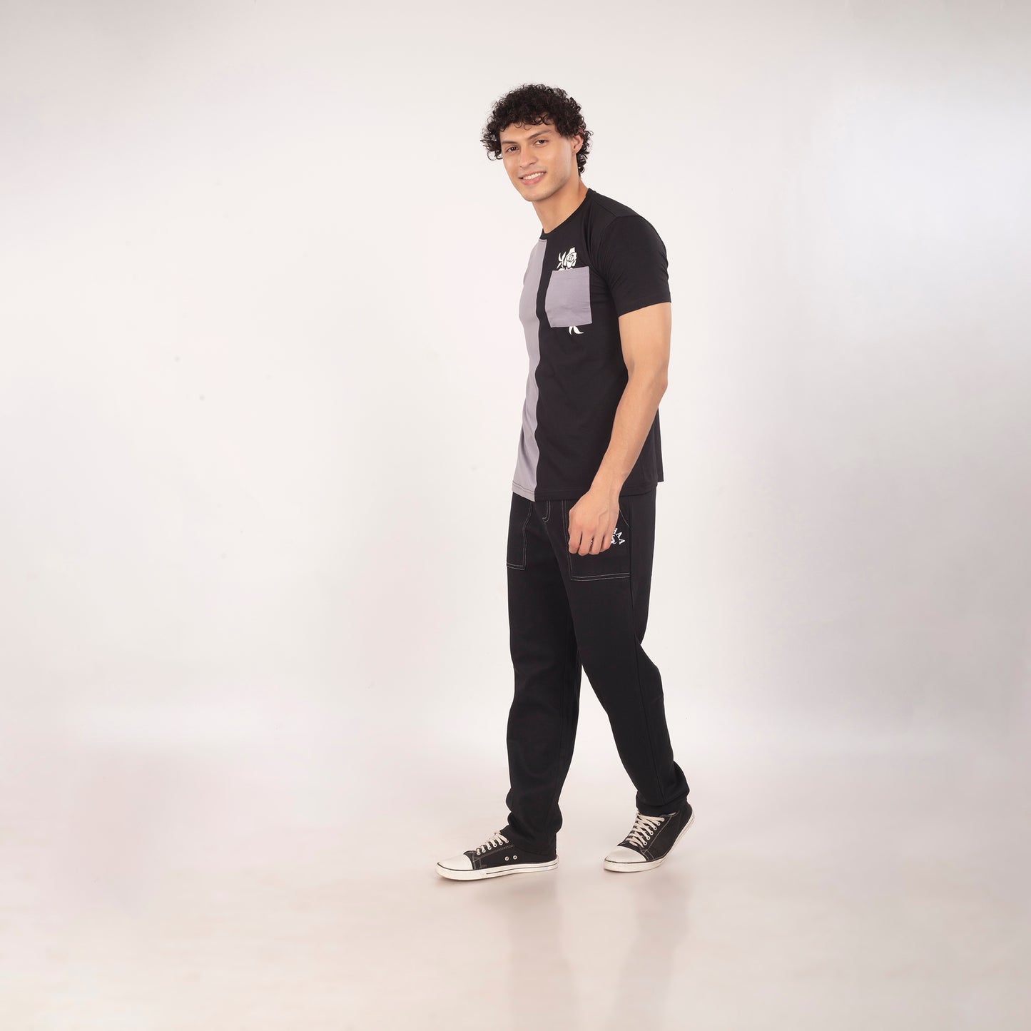 Purkhaa Grayscale Pocket Bloom Tee
